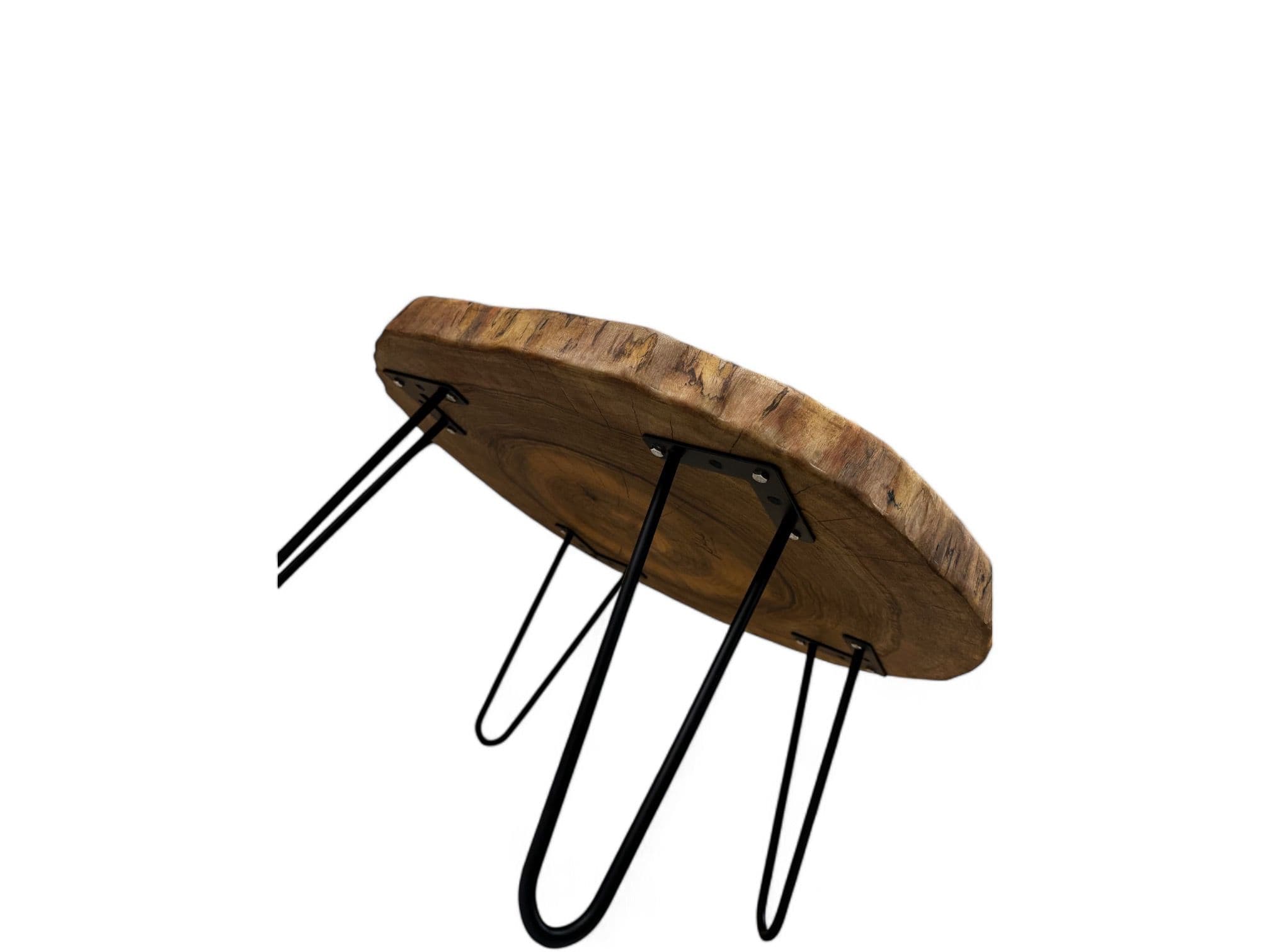Orechový stolček